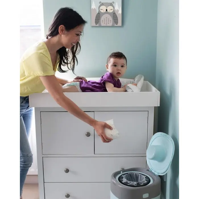Tommee Tippee Poubelle à couches Anti-Odeur Twist & Click -