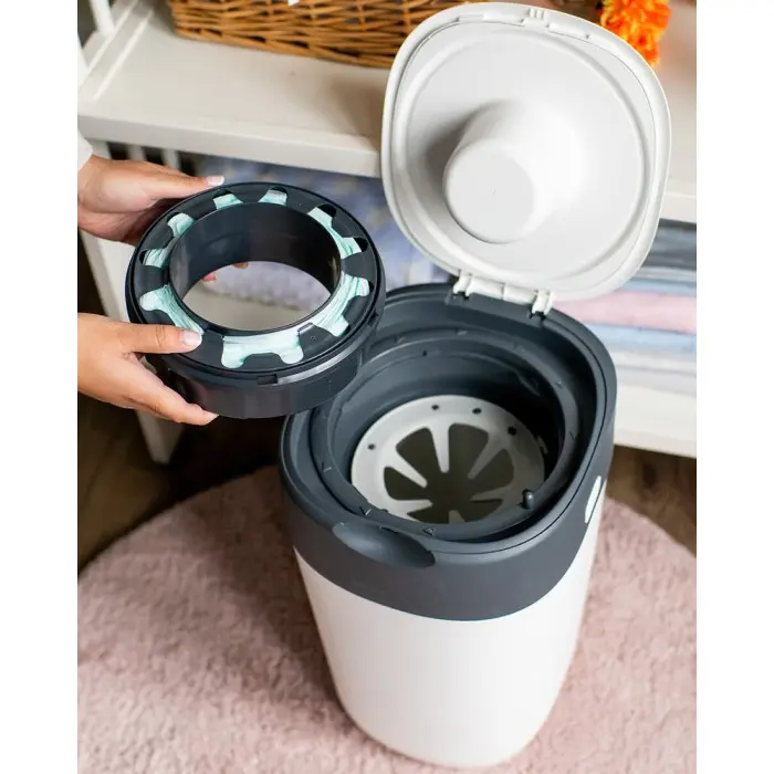 Tommee Tippee Poubelle à couches Anti-Odeur Twist & Click -