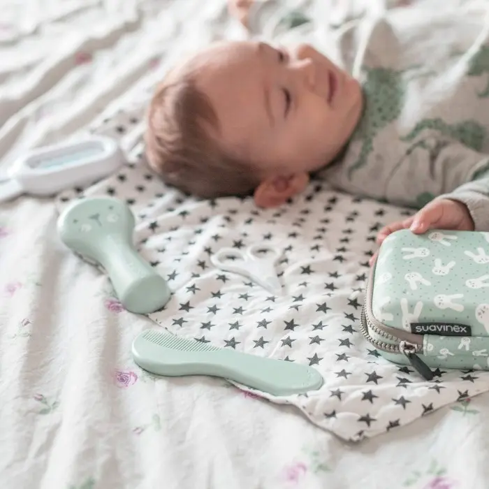 Suavinex set brosse et peigne pour bébés vert