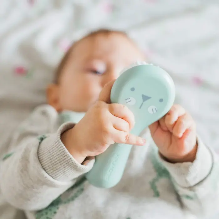 Suavinex set brosse et peigne pour bébés vert