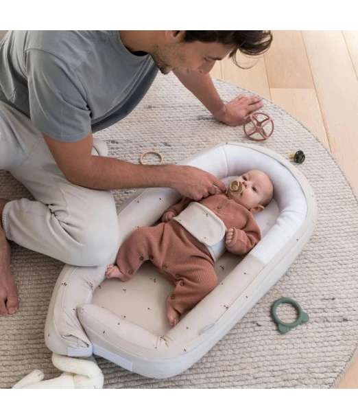 Doomoo Cocoon crib reducer Mushroom 2