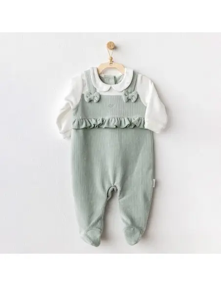 Baby outfit in chic velour, green colour | Comfort and elegance for baby from 0 to 3 months