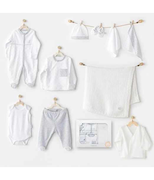 10-piece 100% cotton newborn gift set - Crown