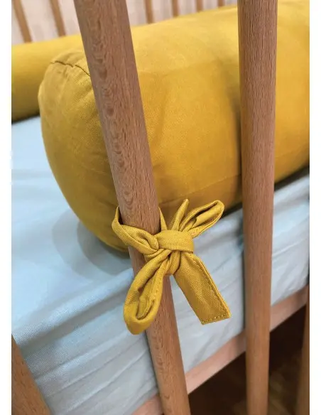 Minitribe Traversin pour bébé Jaune Moutarde Univers Bébé -