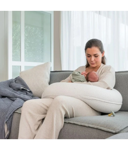 Doomoo pregnancy and breastfeeding pillow Buddy Silver Dots 2