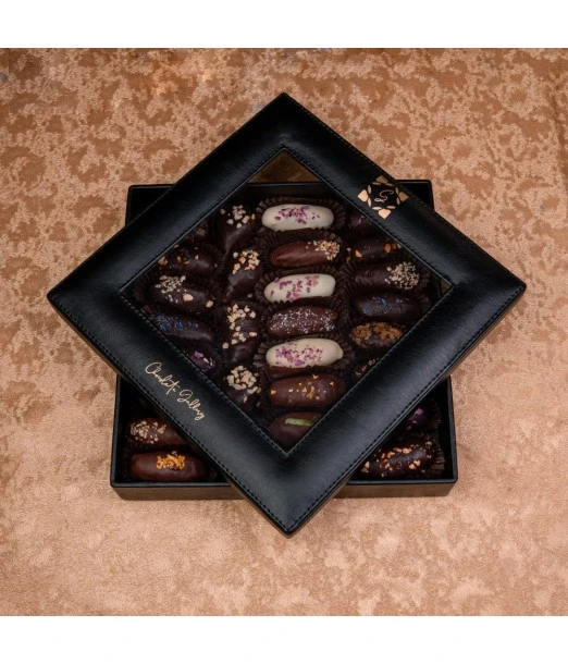 Box of coated dates - 30 pieces