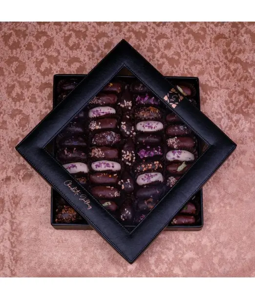 Boîte de Dattes enrobées - 50 pièces Chocolat & Macaron -