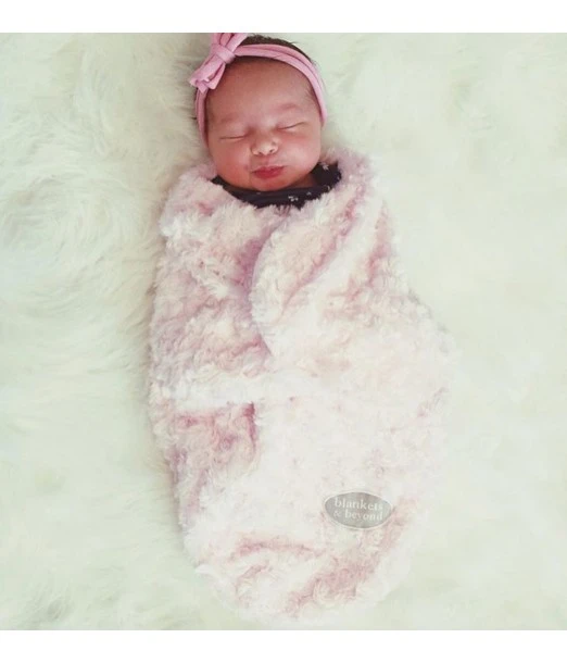 Swaddling sleeping bag 100% Polyester - Swaddle Bag Blankets & Beyond 2