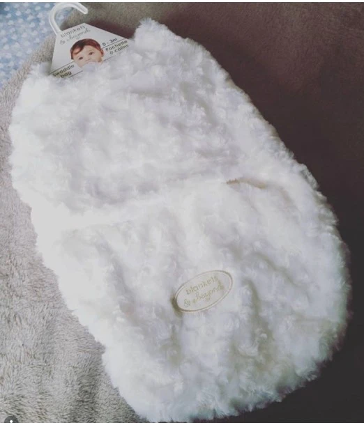 Swaddling sleeping bag 100% Polyester - Swaddle Bag Blankets & Beyond