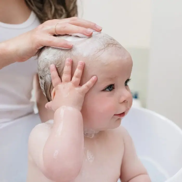 Biolane Topilane AD Crème Lavante Apaisante 350ml Cheveux &