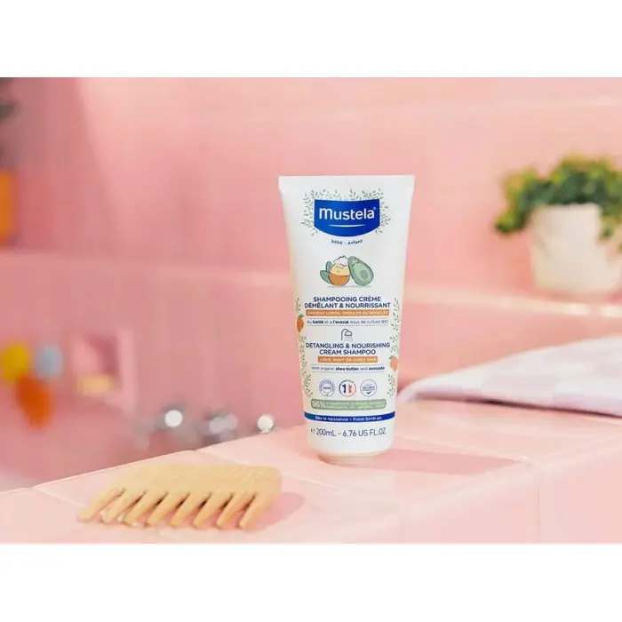 Mustela Shampooing Crème Démêlant & Nourrissant 200ml Cheveux &
