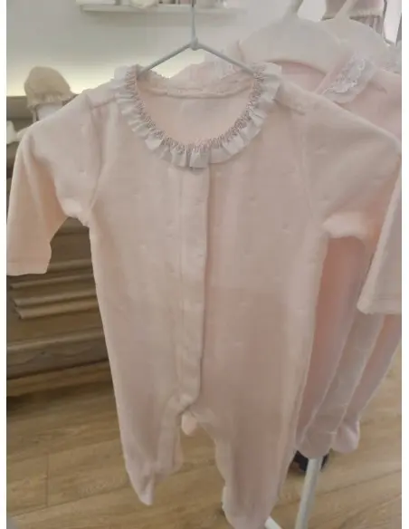 Grenouillère Bébé en Velours Doux Taille Naissance – Rose