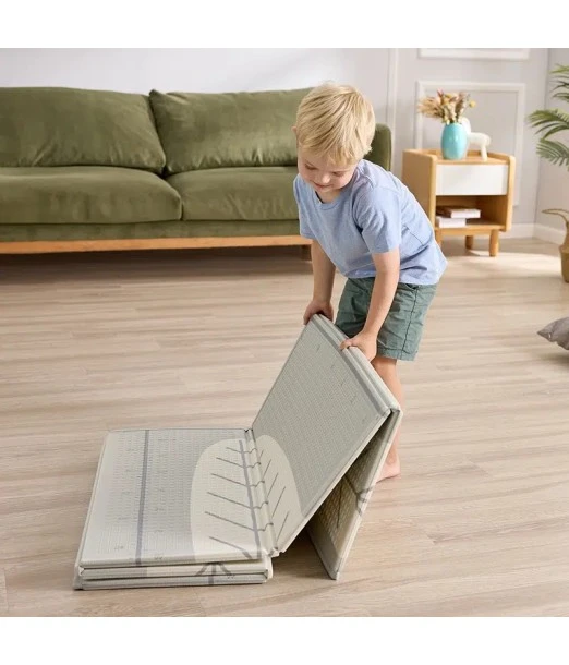 Hape foldable foam play mat with alphabet & height chart 2