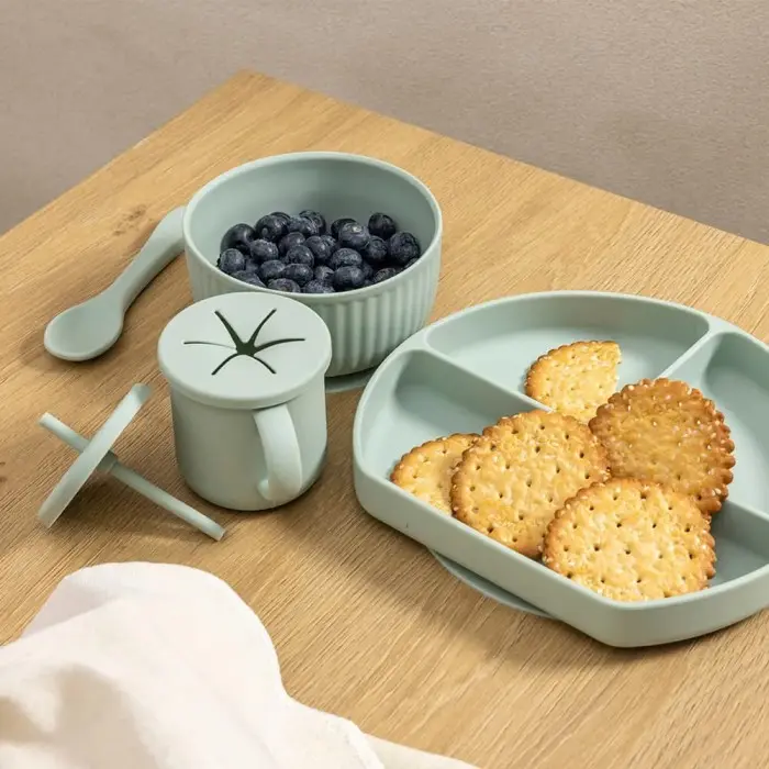 Eurekakids Coffret de Repas en Silicone 7 Pièces - Mint dans Vaisselle bébé chez Baby And Mom Maroc