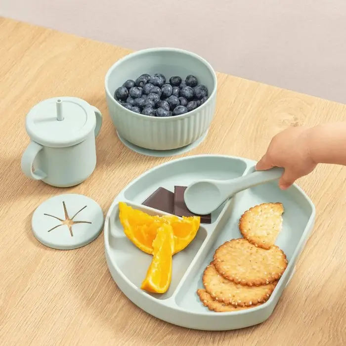 Eurekakids Coffret de Repas en Silicone 7 Pièces - Mint dans Vaisselle bébé chez Baby And Mom Maroc