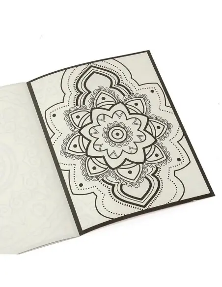Eurekakids Livre de coloriage Mandalas 4ans+ dans Univers Enfant chez Baby And Mom Maroc
