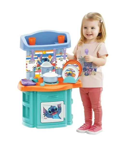 Dede Stitch chef's kitchen set 3+ years 2
