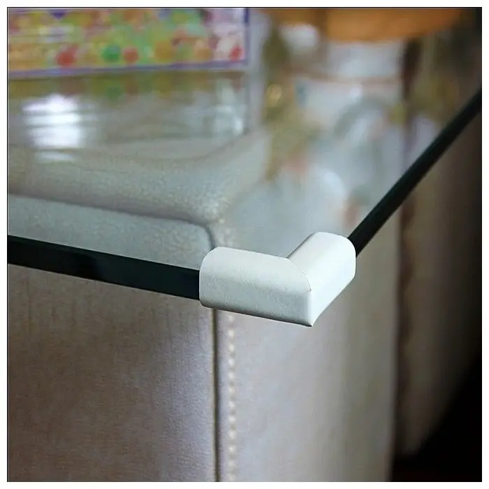 Protège Coins Mousse Blanc – 4 PCS