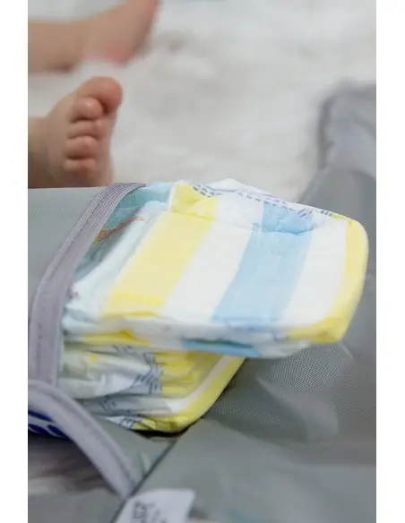 Portable Koala changing pad — photo 5