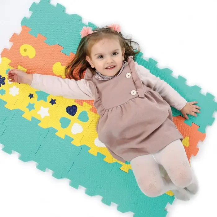 Ludi Coffret D'activités Tapis Quille Formes 10m+ Jouet - Ludi