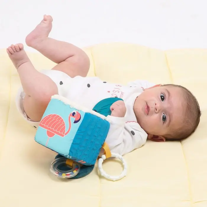 Ludi Cube d’éveil en tissu 3m+ Jouet - Ludi Maroc