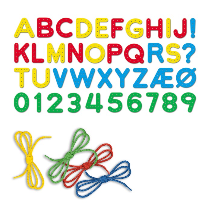 Quercetti Jeu de Lassage Lettres & Chiffres Montessori 3-7ans
