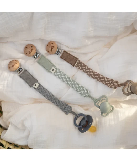 BIBS braided pacifier clip Baby Sage / Ivory 2